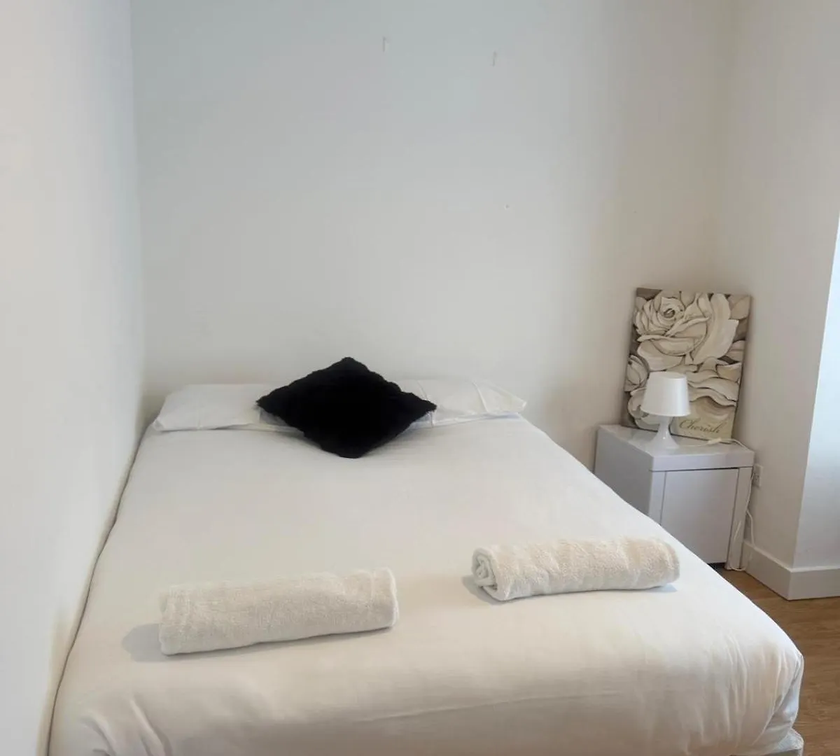 Elena Apartment Southampton 0*,